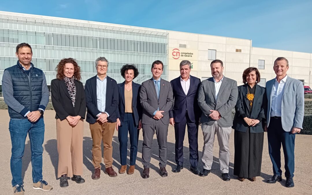 Congelados de Navarra recibe en sus instalaciones la visita del consejero Mikel Irujo para concer el importante plan de inversión previsto en 2024.